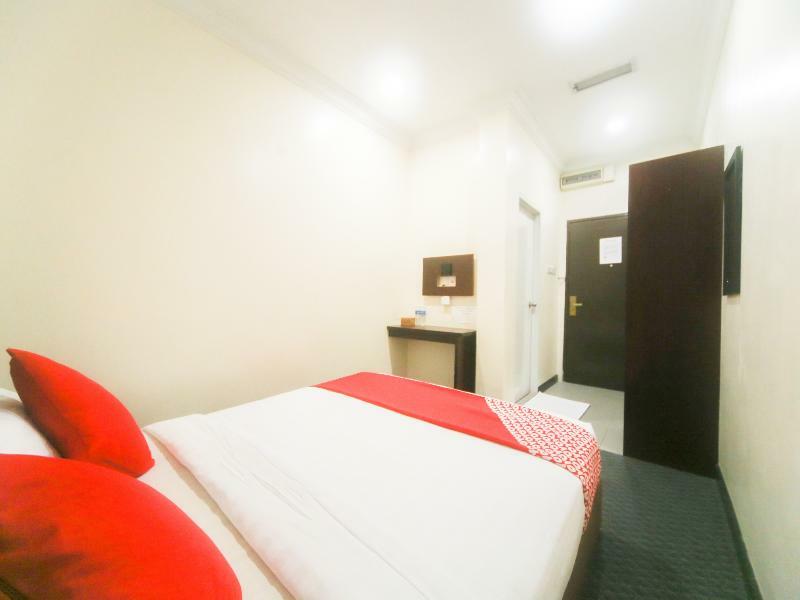 Oyo 750 Comfort Hotel Kota Kinabalu Buitenkant foto